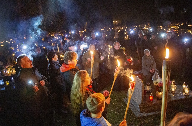 Wieczór Wszystkich Świętych w Złocieńcu