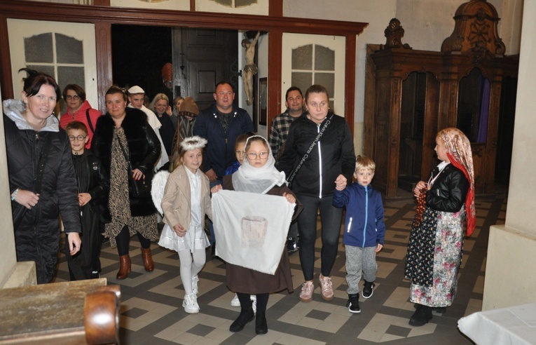 Marsz świętych w Głubczycach