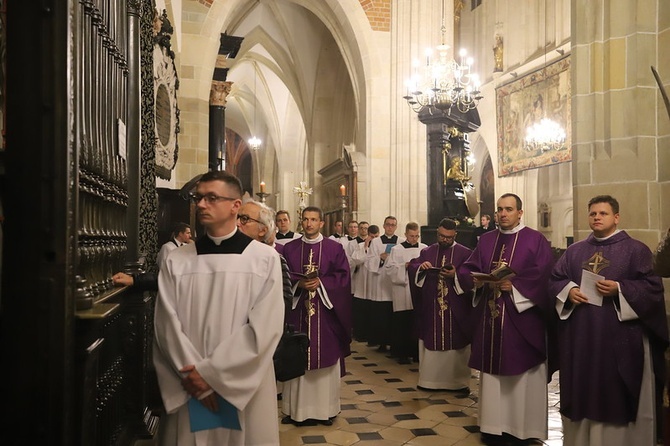 Dzień Zaduszny w katedrze na Wawelu