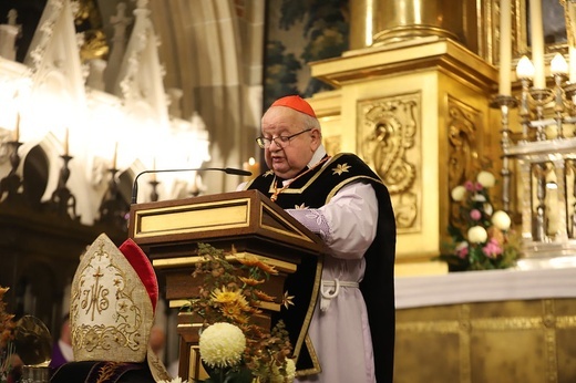 Dzień Zaduszny w katedrze na Wawelu