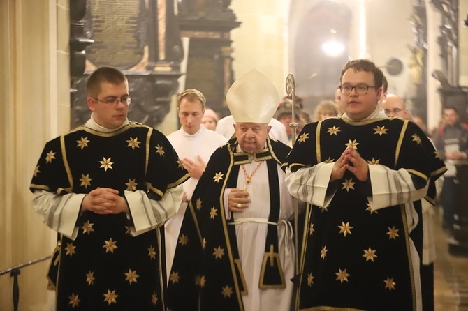 Dzień Zaduszny w katedrze na Wawelu