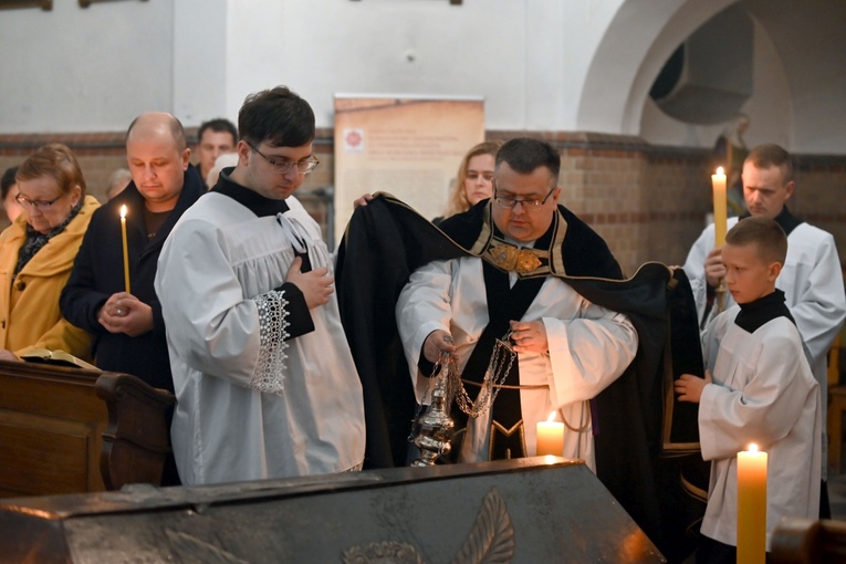 Msza Requiem u tradycjonalistów