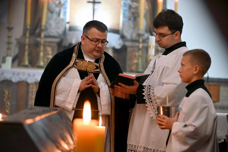 Msza Requiem u tradycjonalistów