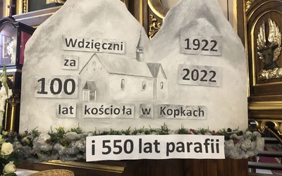 O jubileuszu informuje już specjalna tablica w kościele.