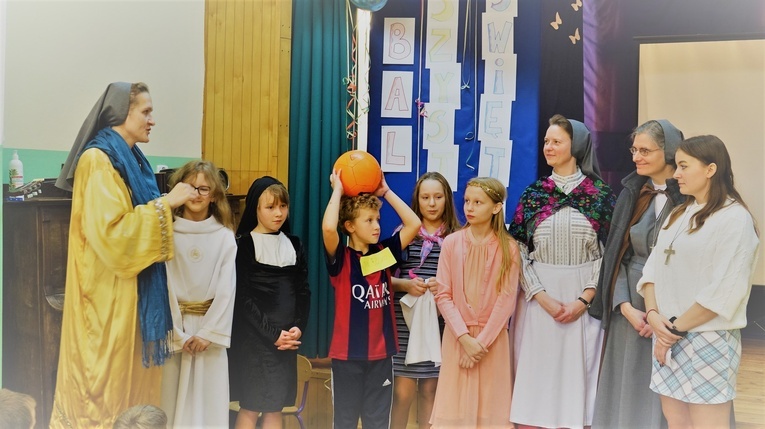 Salezjański Bal Świętych w Dzierżoniowie