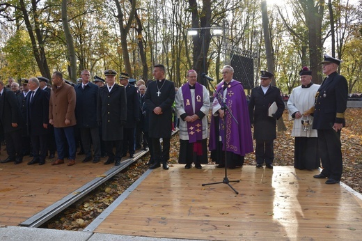 Powrót bohaterów na Westerplatte