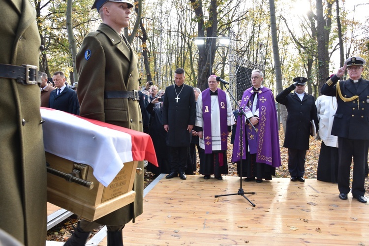 Powrót bohaterów na Westerplatte