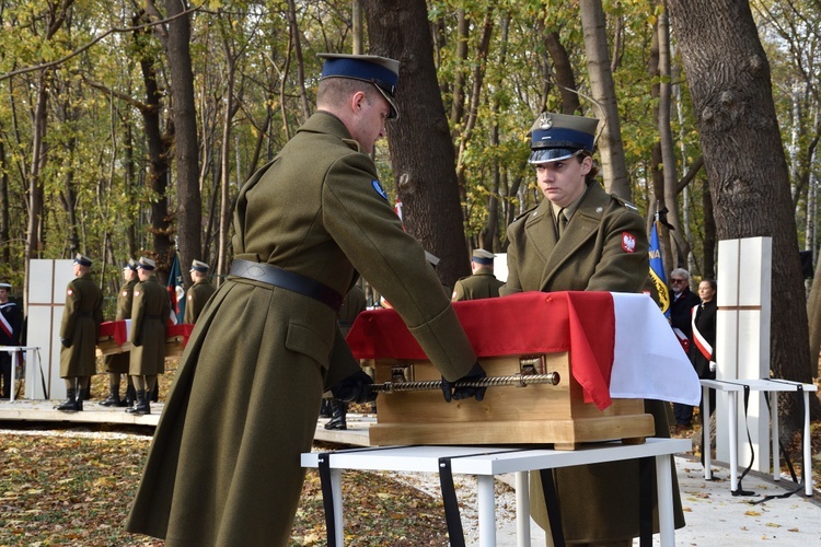 Powrót bohaterów na Westerplatte