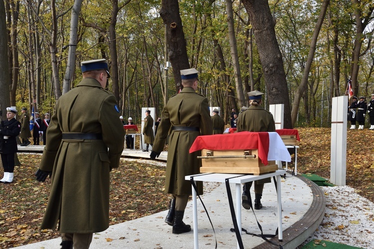 Powrót bohaterów na Westerplatte