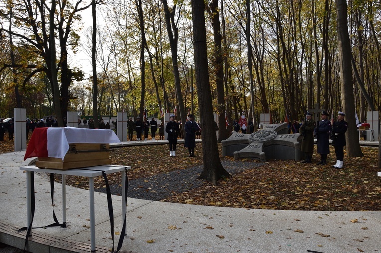 Powrót bohaterów na Westerplatte