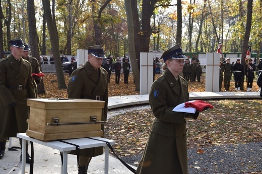 Powrót bohaterów na Westerplatte