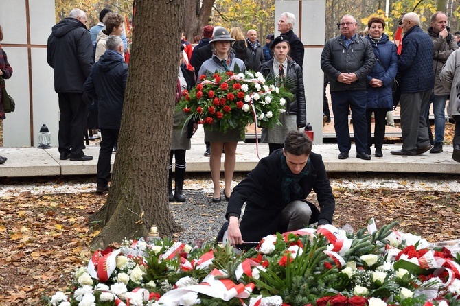 Powrót bohaterów na Westerplatte