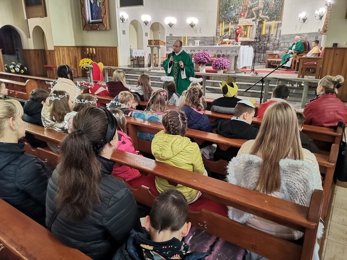 Dekanalny bal świętych w Jedlinie-Zdroju