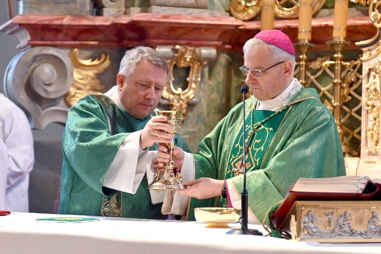 Wizytacja i bierzmowanie u św. Józefa w Świdnicy