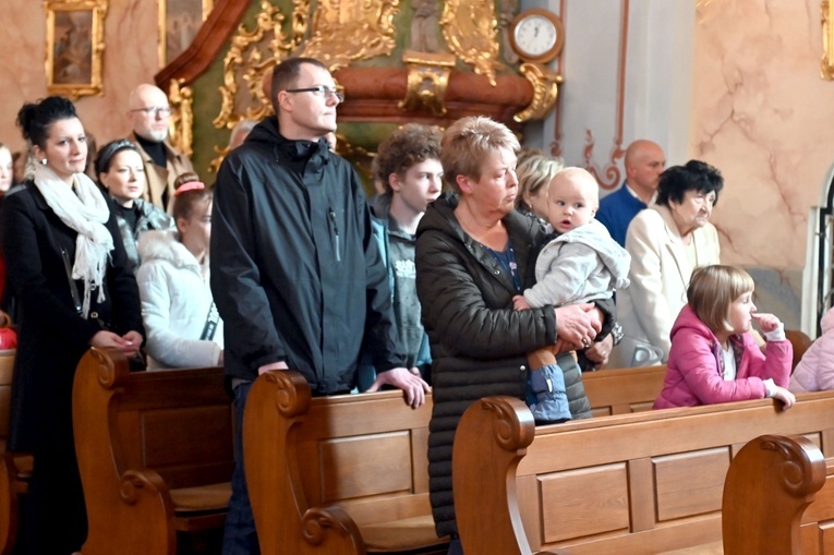 Wizytacja i bierzmowanie u św. Józefa w Świdnicy