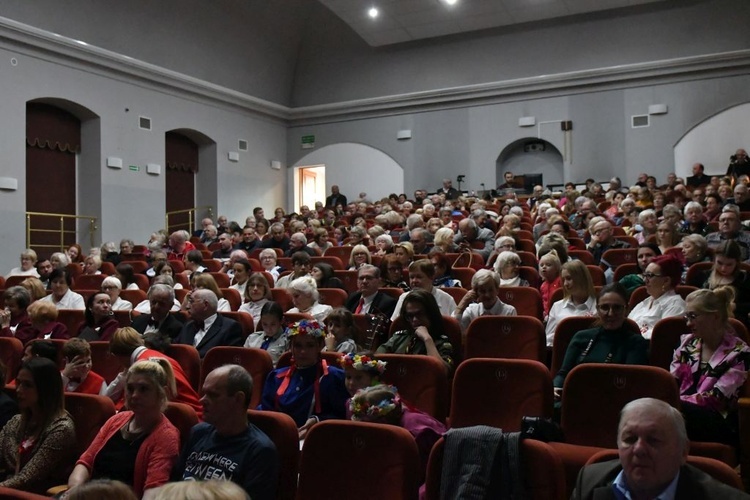 Diecezjalny Przegląd Pieśni Patriotycznej w Sulechowie