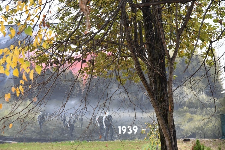 Mural w Brzesku Słotwinie