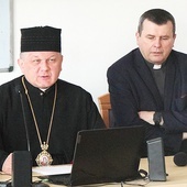 	Obrady otworzył bp dr Arkadiusz Trochanowski, eparcha olsztyńsko-gdański. 