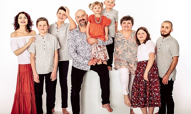 ▼	Łączą ich nie tylko więzy krwi, ale też to samo hobby. 