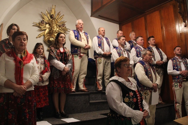 Tarnów. Pielgrzymka flisaków do katedry