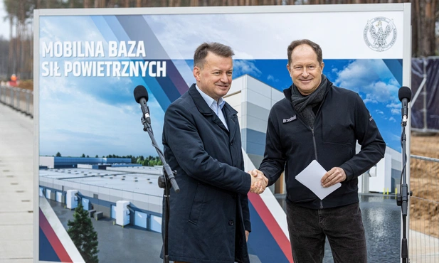 Szef MON i ambasador USA: obiekty w Powidzu pozwolą szybko wspierać sojuszników