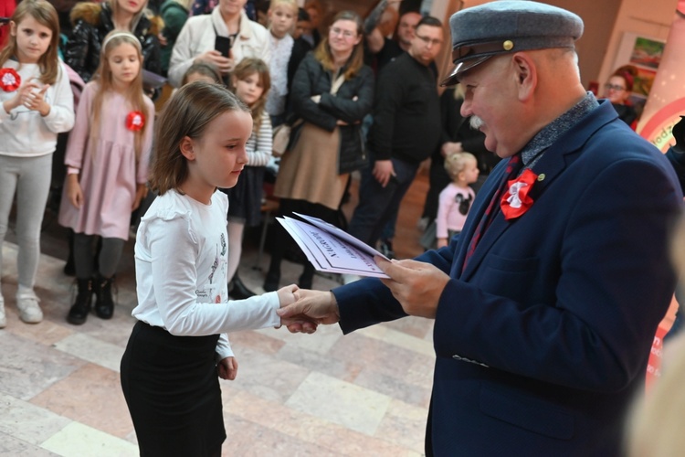 "Barwy Niepodległości" - finał Ogólnopolskiego Konkursu Plastycznego