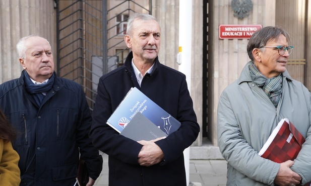 Wiceszefowa MEiN po rozmowach z ZNP: dobre, konstruktywne spotkanie, będą kolejne