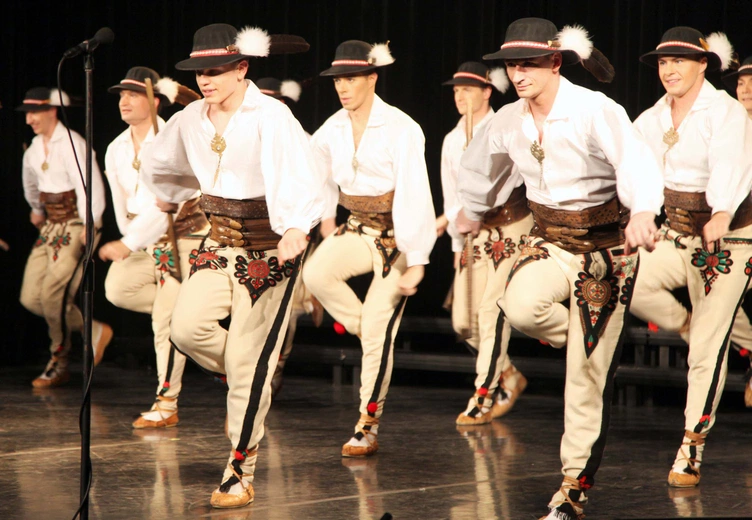 Dzierżoniów. "A to Polska właśnie" w wykonaniu "Śląska"