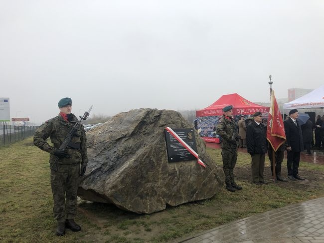 Tablica poświęcona AK.