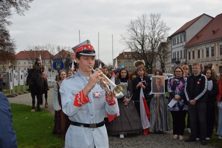 Marsz patriotyczny "Pijarskiej"