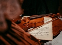 Francja: Odnalezione skrzypce Stradivariusa mogły zostać skradzione z Muzeum Narodowego w Warszawie w 1944 r.