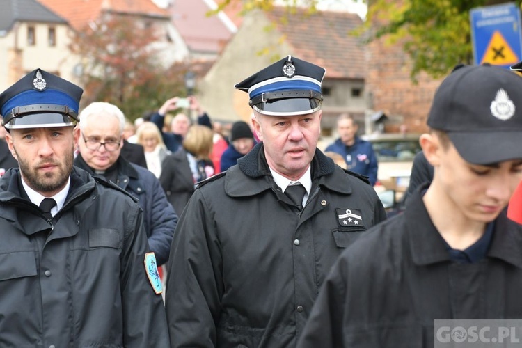 Bytom Odrzański. Poświęcenie nowego nagrobka uczestnika Bitwy o Atlantyk