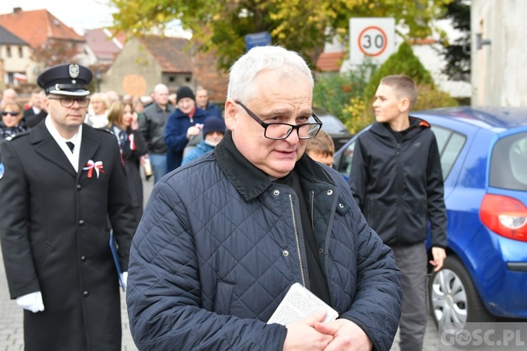 Bytom Odrzański. Poświęcenie nowego nagrobka uczestnika Bitwy o Atlantyk