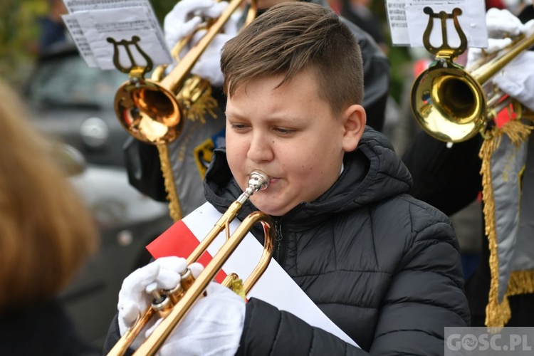 Bytom Odrzański. Poświęcenie nowego nagrobka uczestnika Bitwy o Atlantyk