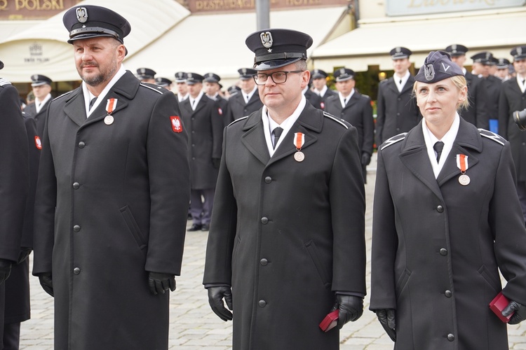 11 listopada w bazylice św. Elżbiety i na wrocławskim rynku