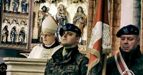 Bp Zadarko: Samowładni królowie ekranów chcą wszystkich nas podzielić