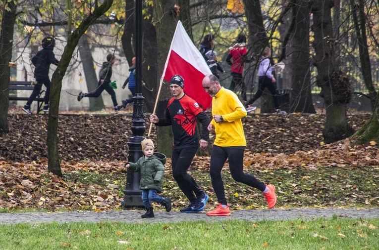 Tarnobrzeg. Biegali, pomagali i zwiedzali