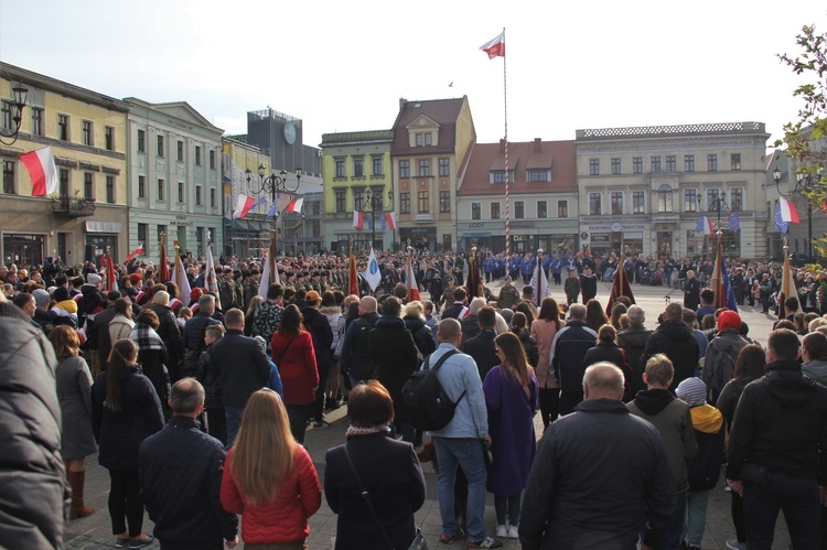 Rybnik. Obchody Święta Niepodległości 11 listopada 2022 r.