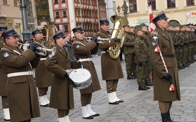 Narodowe Święto Niepodległości na wrocławskim rynku