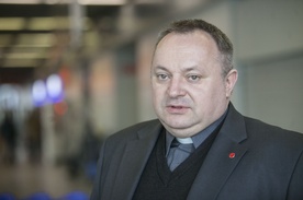 Najbiedniejsi zostali w kraju 