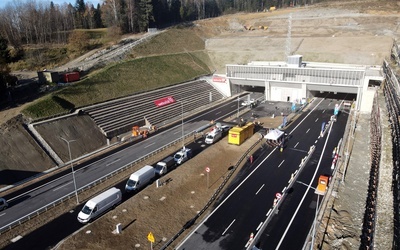 W sobotę otwarcie tunelu w ciągu zakopianki