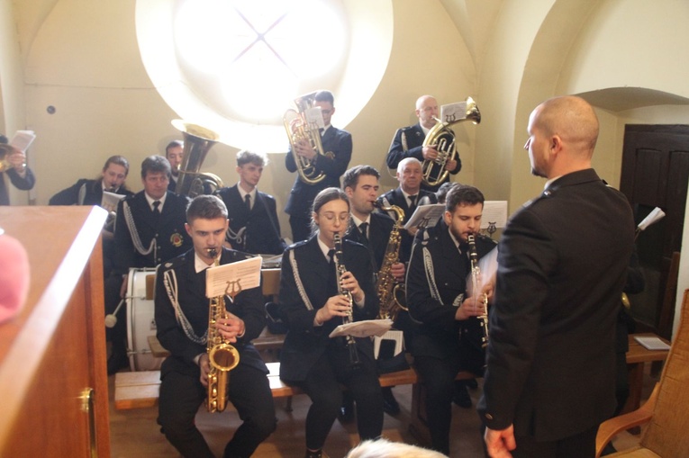 Radłów. Odsłonięcie muralu "Radłowskie Termopile"