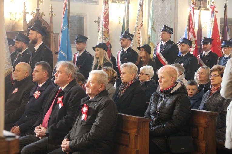 Radłów. Odsłonięcie muralu "Radłowskie Termopile"