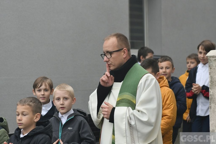 20 nowych ministrantów w Gaworzycach