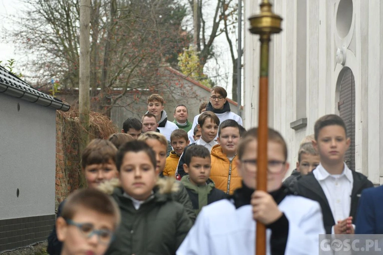 20 nowych ministrantów w Gaworzycach