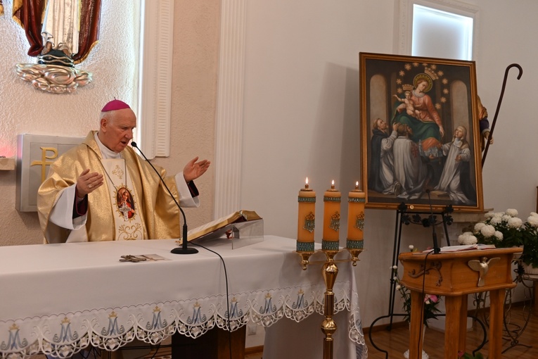 Polanica-Zdrój. Wprowadzenie obrazu MB Pompejańskiej z relikwiami bł. Bartolo Longo