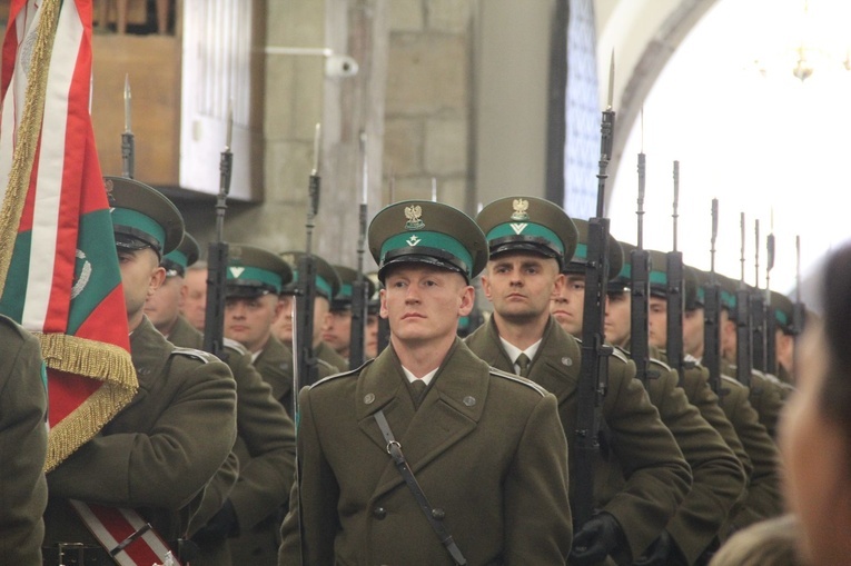 Nowy Sącz. Odsłonięcie tablicy upamiętniającej ks. ppłk. Andrzeja Niwę