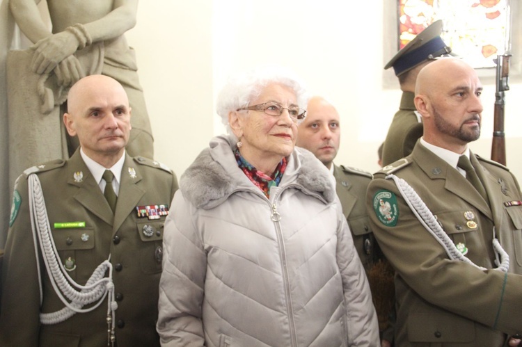 Nowy Sącz. Odsłonięcie tablicy upamiętniającej ks. ppłk. Andrzeja Niwę