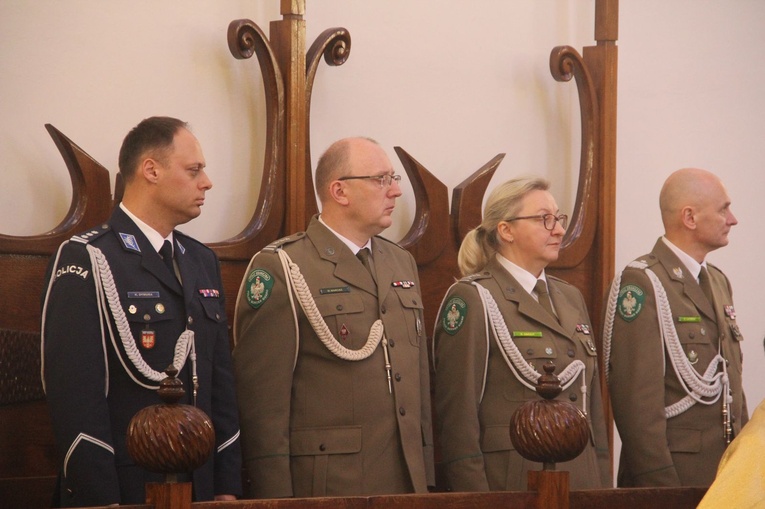 Nowy Sącz. Odsłonięcie tablicy upamiętniającej ks. ppłk. Andrzeja Niwę
