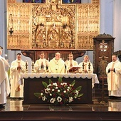 	Liturgii przewodniczył metropolita gdański.